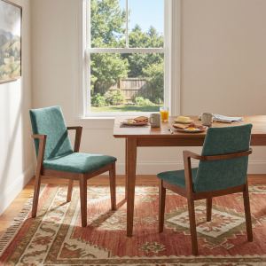 Ensemble 2 chaises salle à manger tissu vert bois noyer