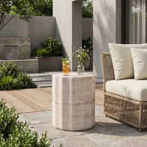 Table côté béton légère fini travertin