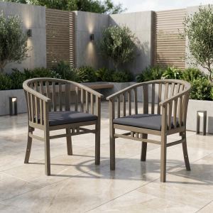 2 chaises patio bois coussin gris foncé