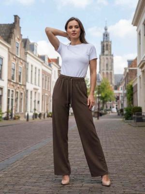 Pantalon décontracté femme, jambe droite, usage quotidien