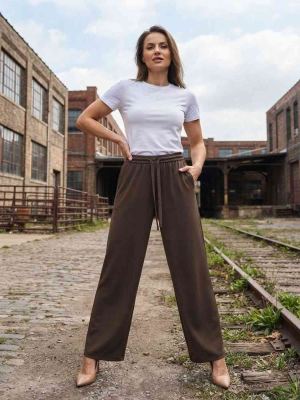 Pantalon long femme jambe droite décontracté