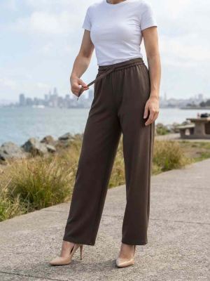 Pantalon long femme jambe droite décontracté