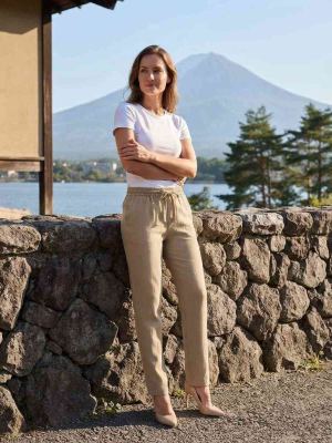 Pantalon décontracté femme, jambe droite, usage quotidien