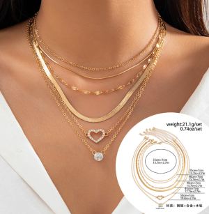 Collier 33