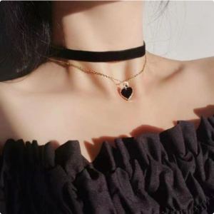 Collier 152