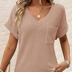 Chemise waffle poche col V manches courtes été