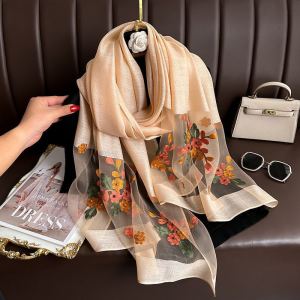 Foulard écran solaire brodé été élégant femme