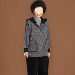 Veston court automne-printemps femme 50+