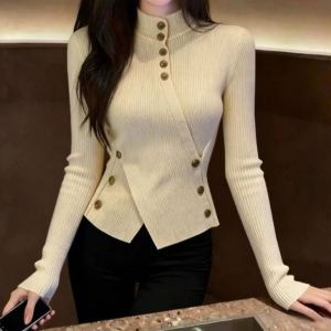 Chandail tricot col semi-haut abricot femme
