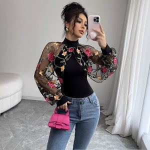 T-shirt style designer dentelle plissée