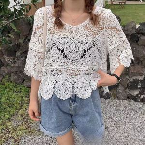 Chandail col rond femme moderne amincissant rajeunissant