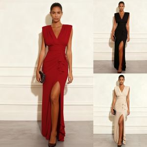 Robe minimaliste col V fente sans manche